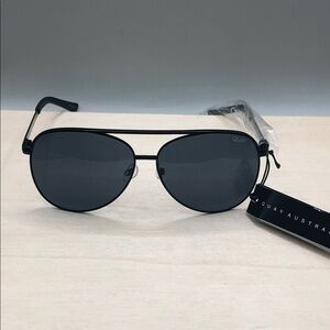 Quay Australia Vivienne Aviators-Black Double Bridge New NWT